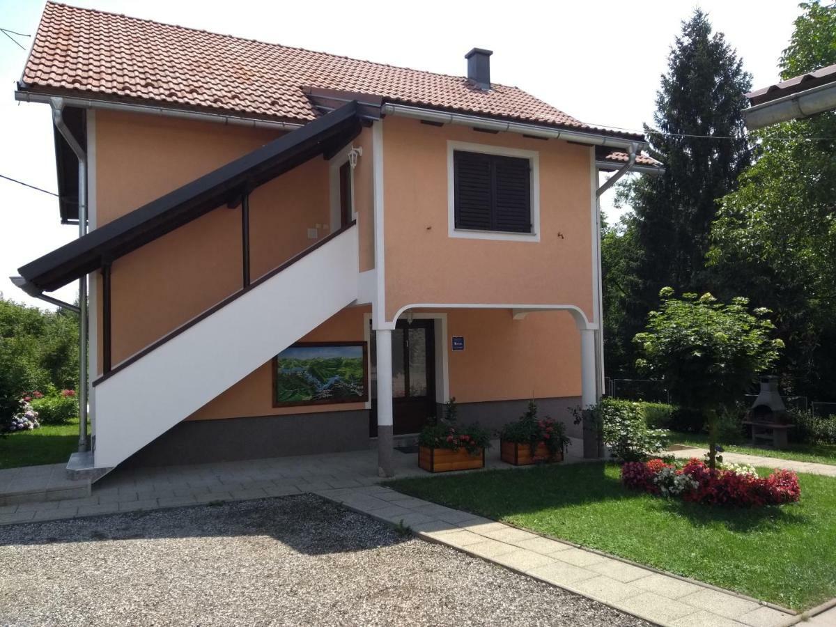 Countryside Apartment Rakovica Εξωτερικό φωτογραφία